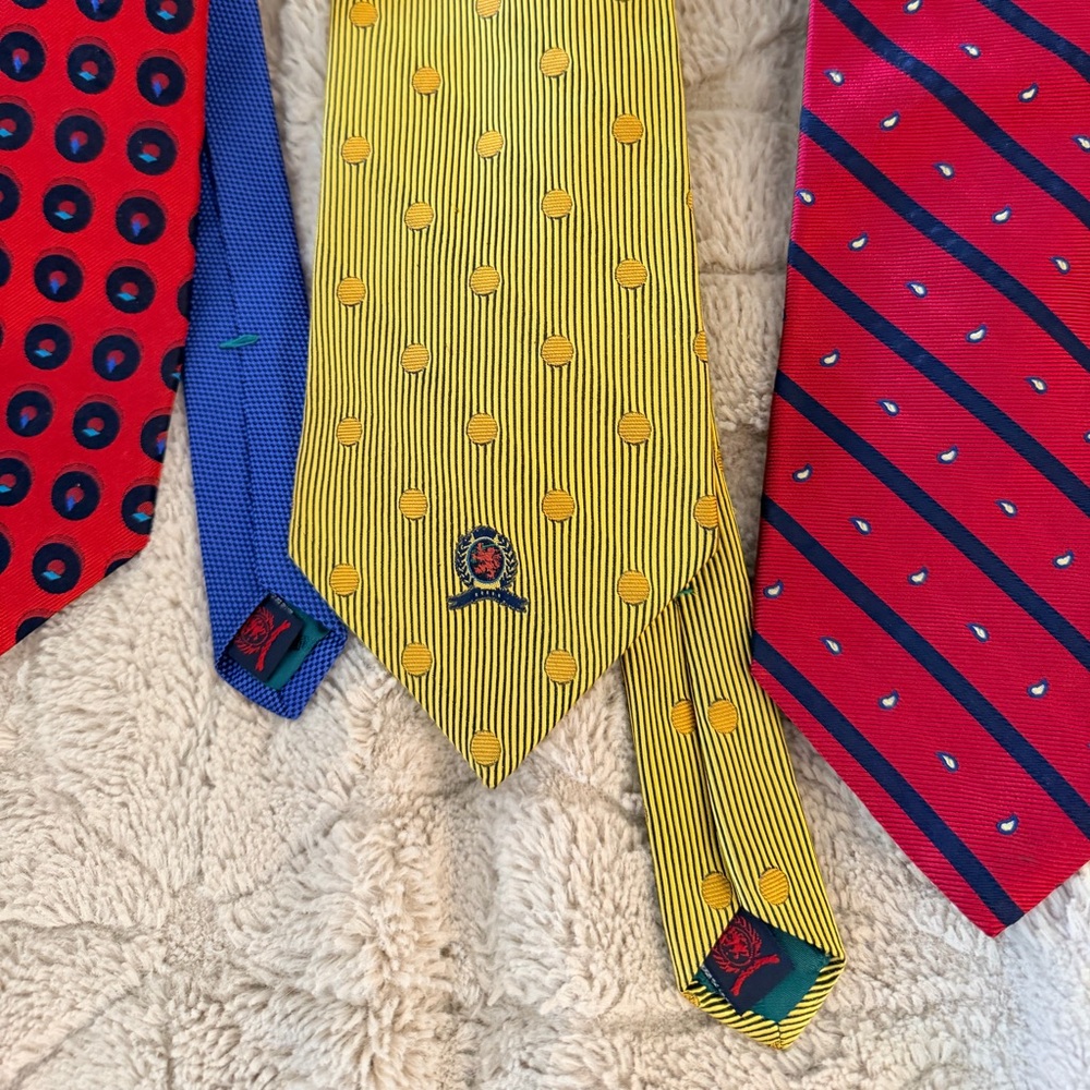 Lot of 6 beautiful two toned Tommy Hilfiger 58” 100% silk tie EUC - Picture 6 of 15